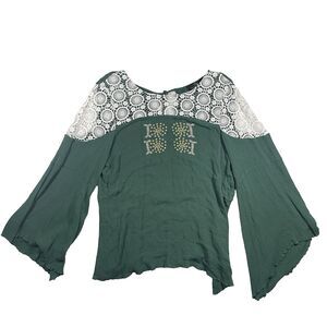 Suzanne Betro Green Top 2X Plus Embroidered Lace Bell Sleeve Peasant Boho Fairy